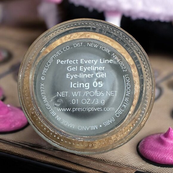 Prescriptives Perfect Every Line Gel Eyeliner - ICING - Picture 2 of 2